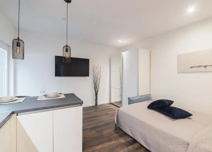 Lucija Appartamento Zara